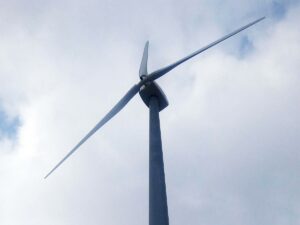 Progettazione strutturale di torri mini eoliche
